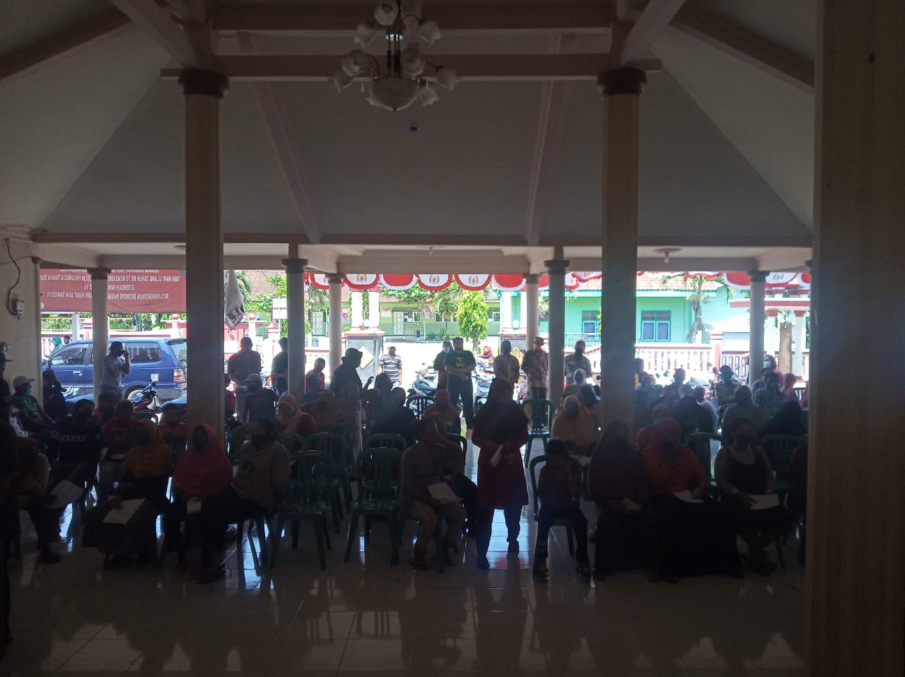 Pembagian BST Tahap 7 Desa Bululawang