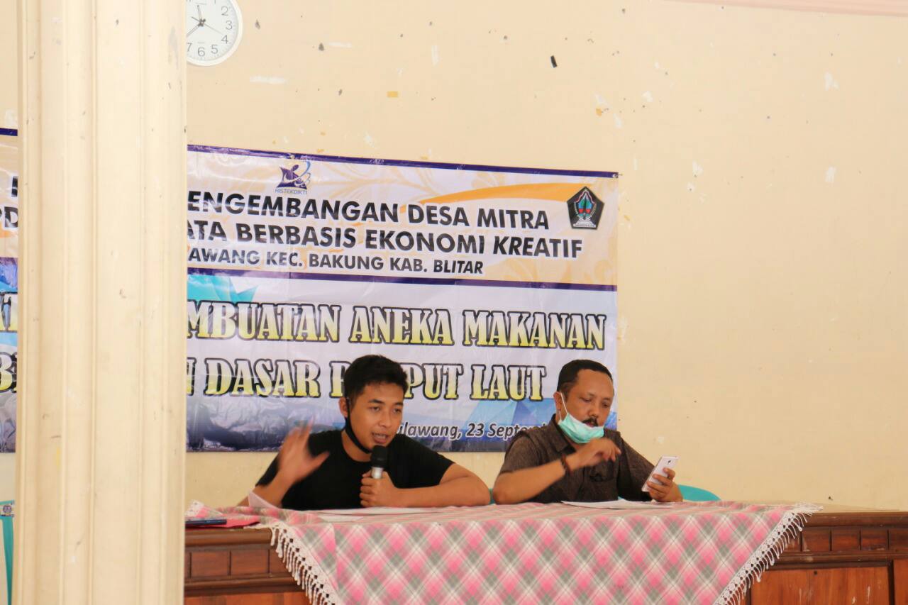 Pendistribusian Bantuan Peralatan Dari Unidha Malang