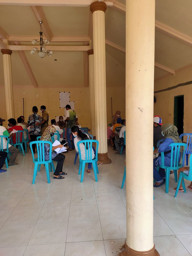 Penyerahan Sertifikat PTSL Desa Bululawang 