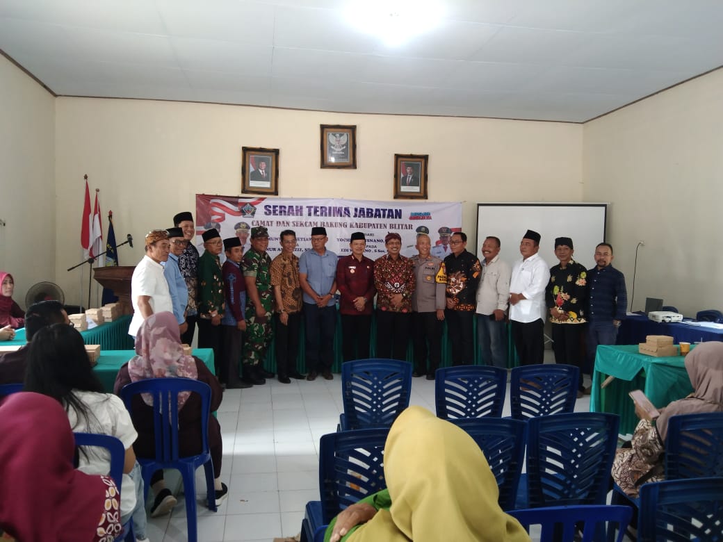 Kepala Desa Bululawang Hadiri Sertijab Camat dan Sekcam Bakung